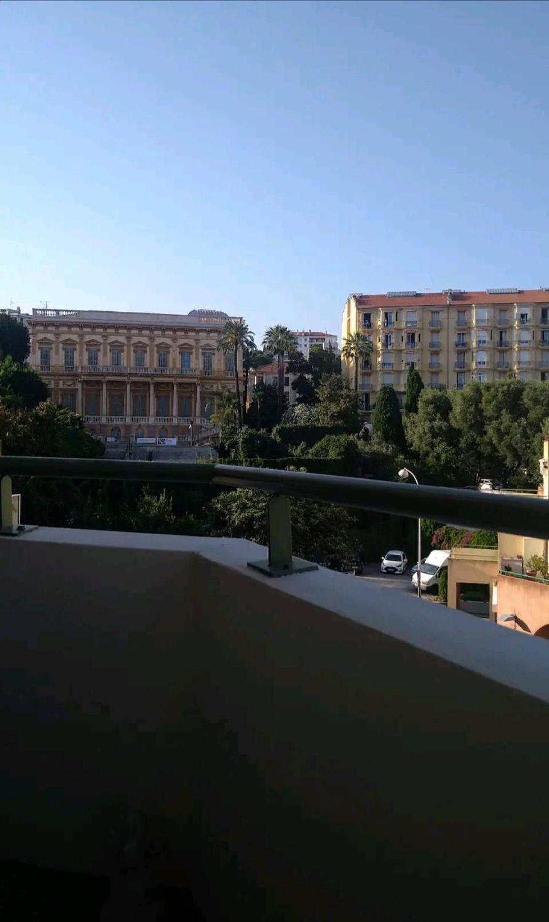 Logement Entier - Les Baumettes Nice Luaran gambar